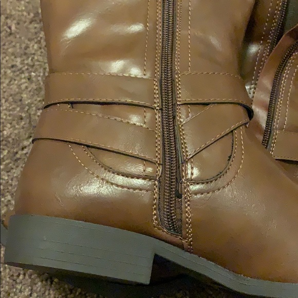 style & co boots - Picture 3 of 6
